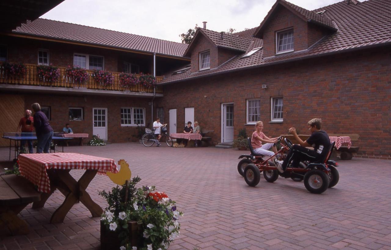 Ferienhof Meyer Landhotel Petershagen Εξωτερικό φωτογραφία